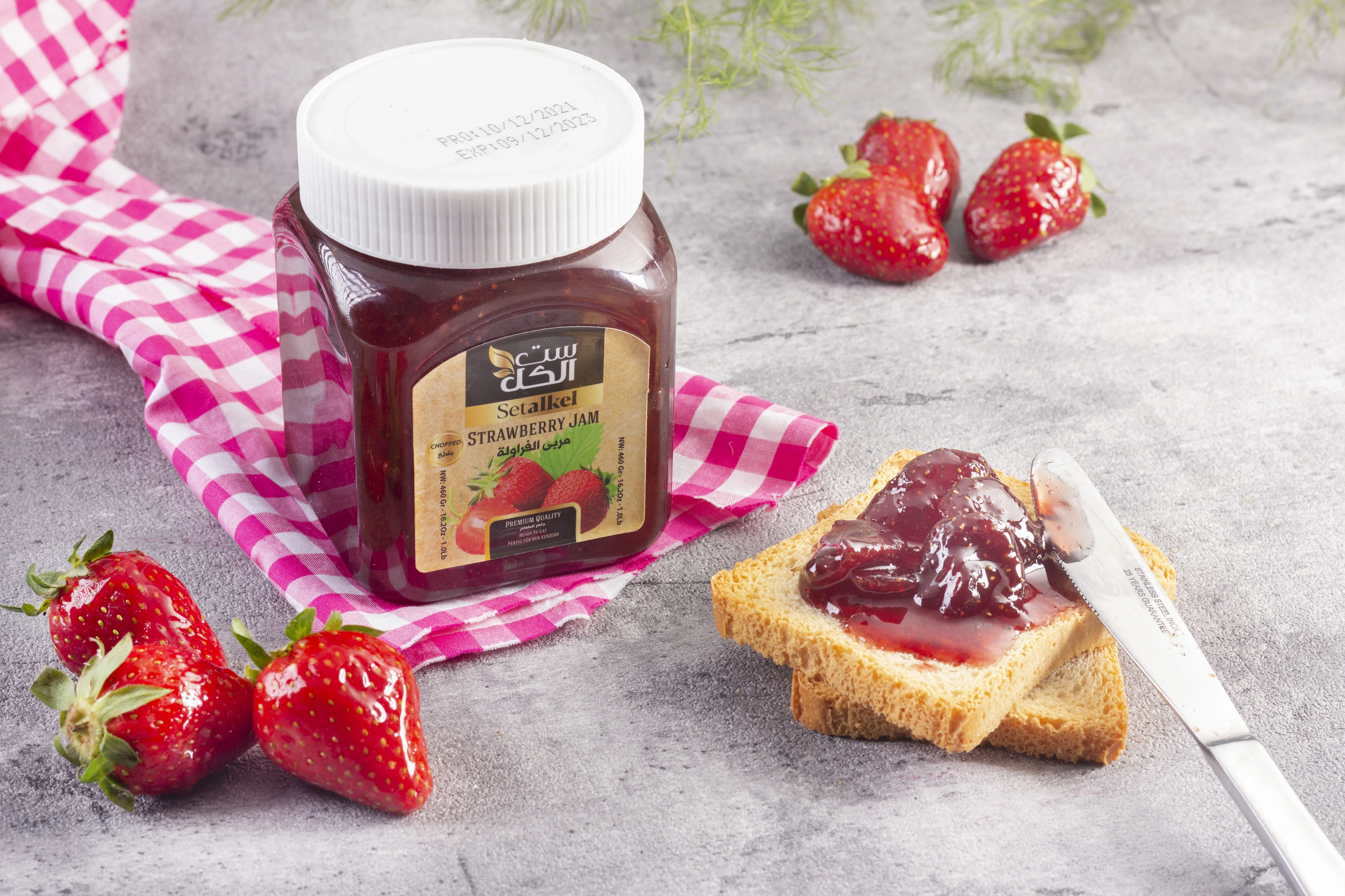 STRAWBERRY JAM / Pieces