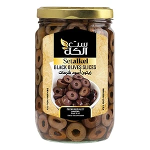 Black olives slices